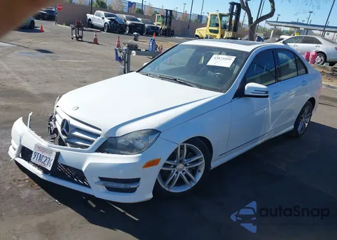 2013 Mercedes-Benz C 250 Sport from USA, damaged, VIN WDDGF4HB5DR276658